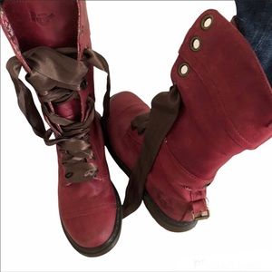 Dr Martens Triumph Rose Burgundy Leather Floral Lined Boots US 8